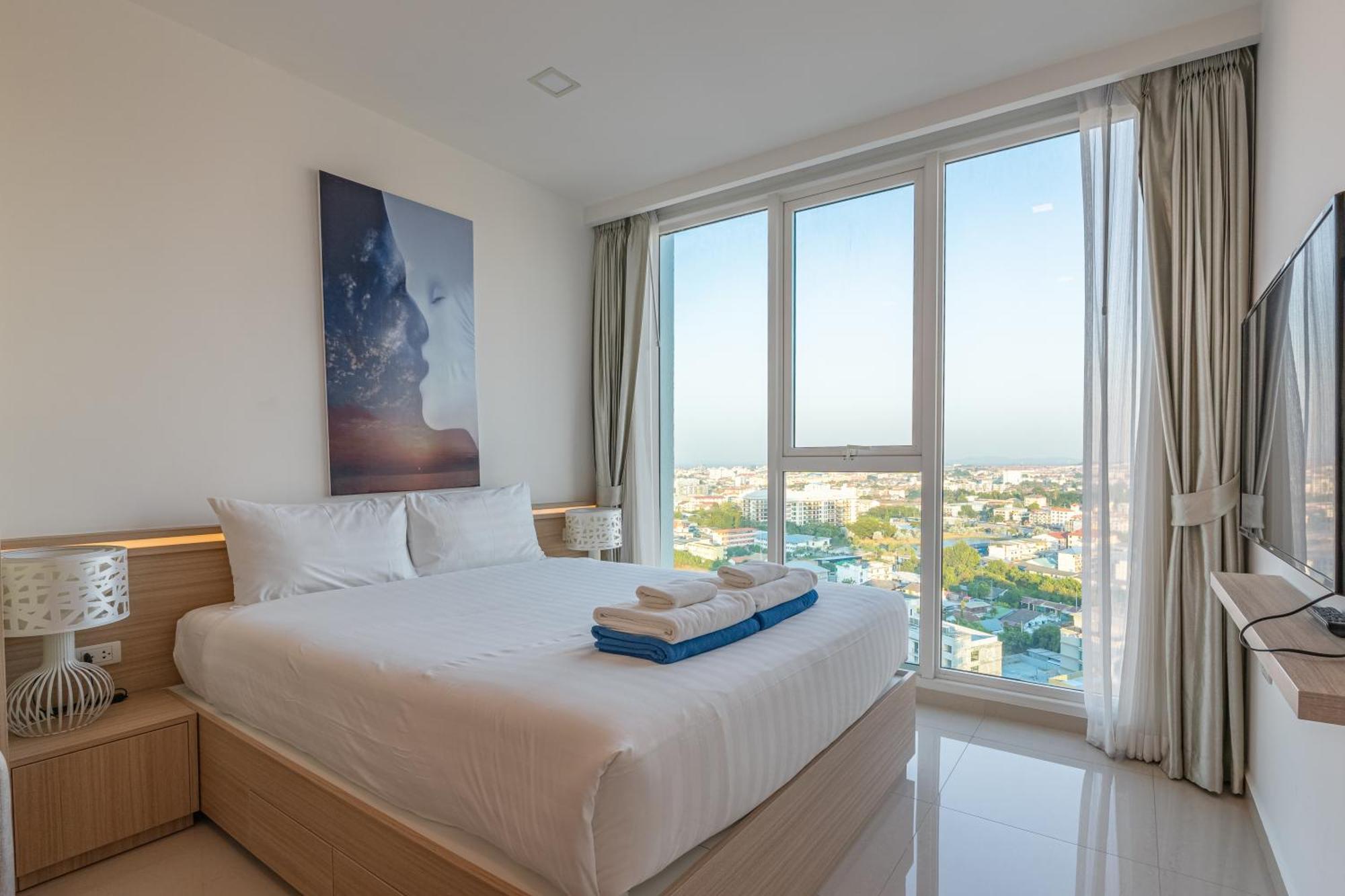 City Garden Tower By Pattaya Holiday Exteriör bild