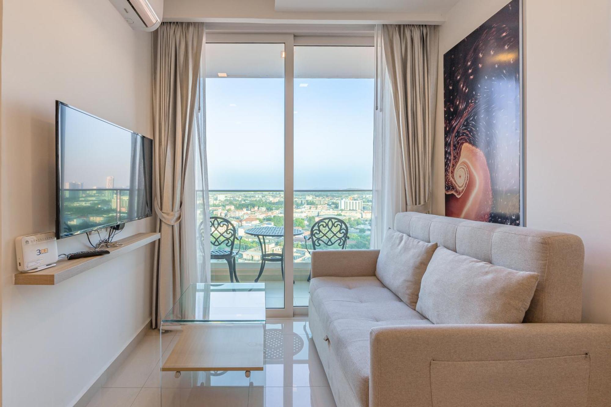 City Garden Tower By Pattaya Holiday Exteriör bild