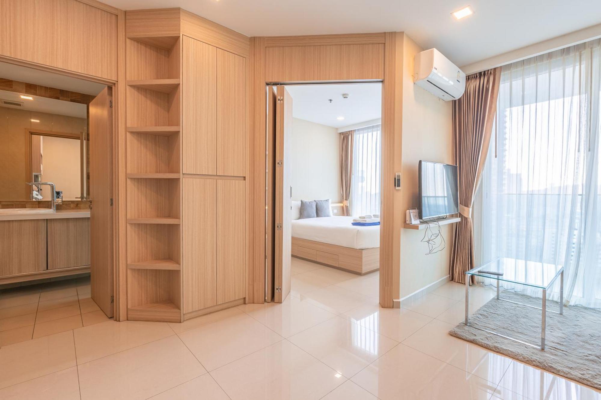 City Garden Tower By Pattaya Holiday Exteriör bild