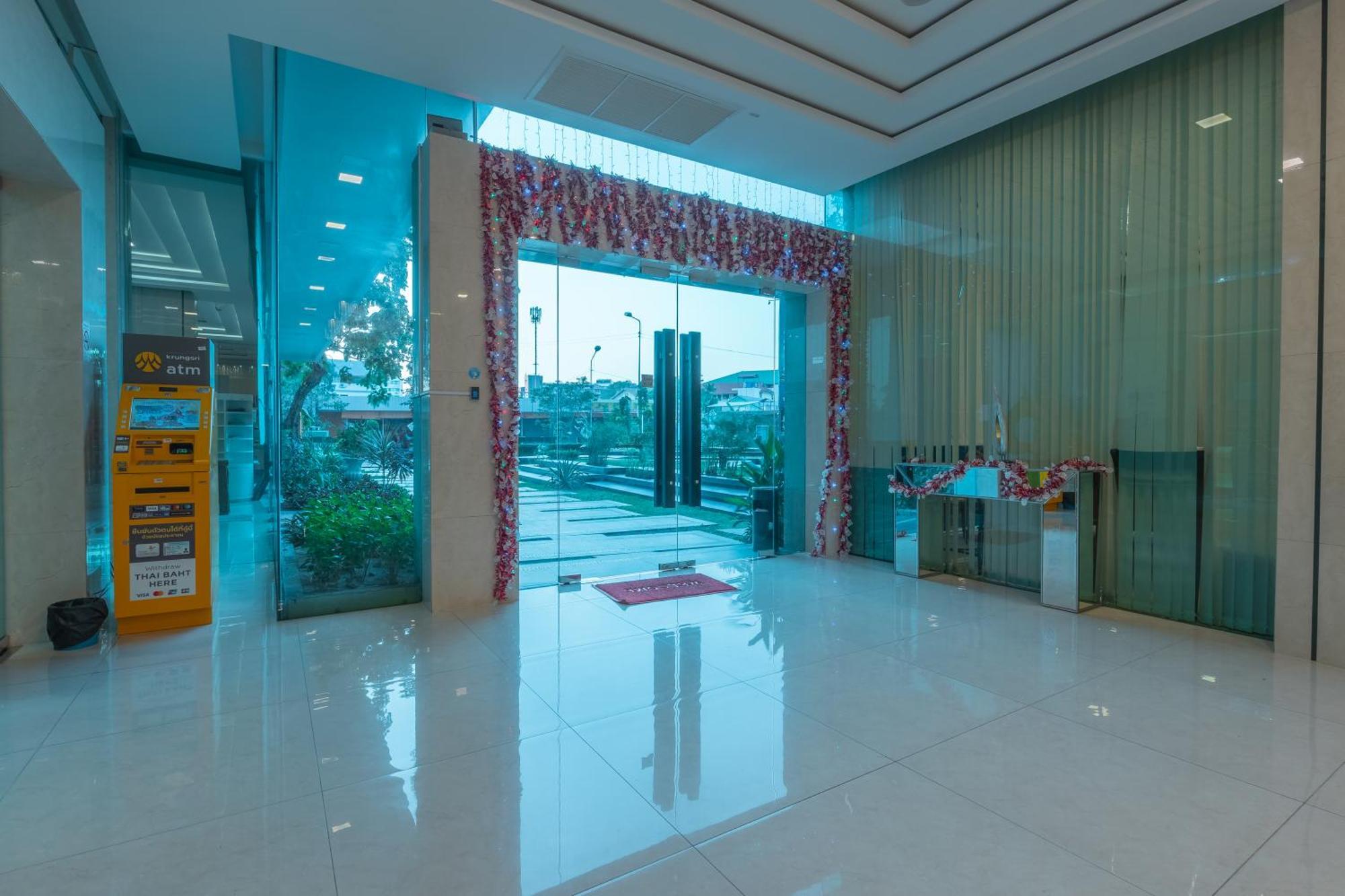 City Garden Tower By Pattaya Holiday Exteriör bild